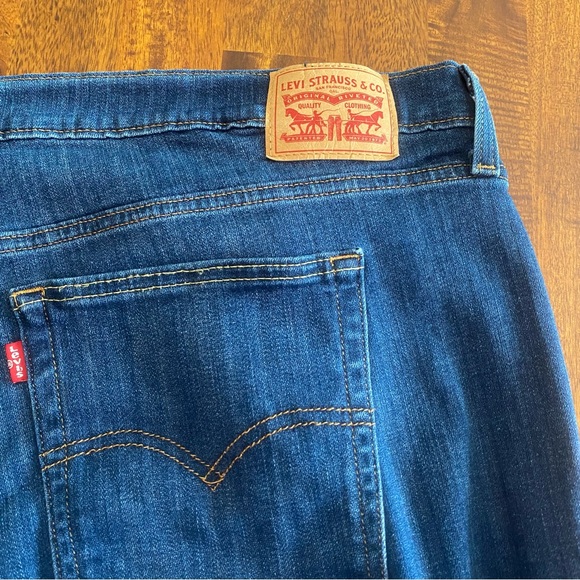 Levi’s Women’s Flare Jeans Plus Size 24W High Rise Excellent Condition - Picture 10 of 11